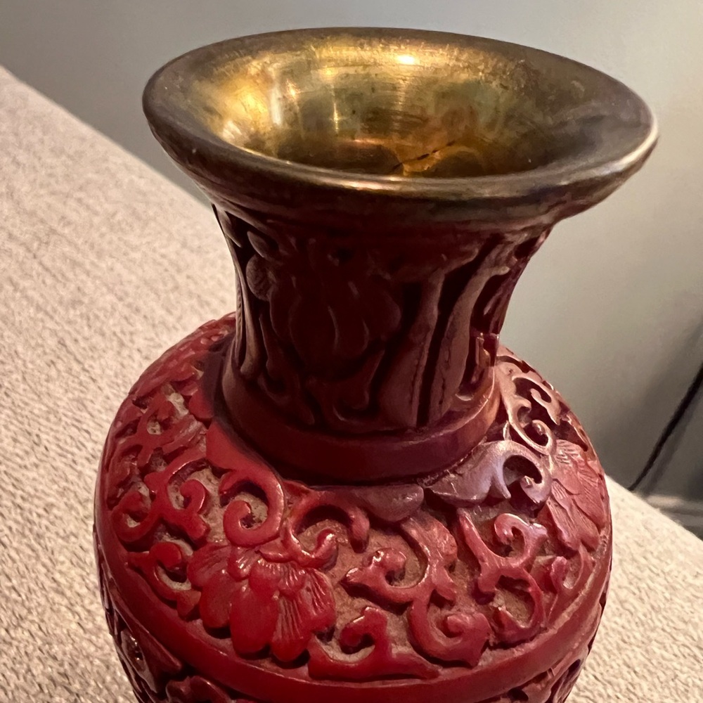 VTG- Chinese Cinnabar and Brass Vase - Picture 2 of 2